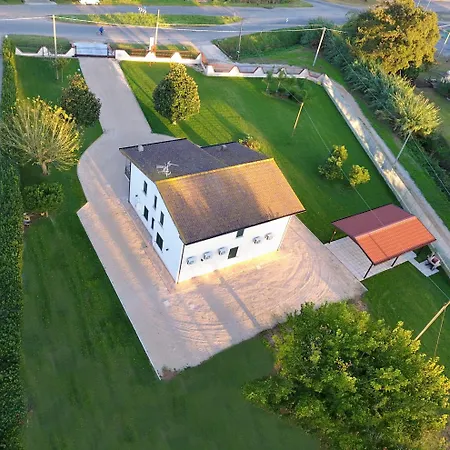 Le Radici Borgo Montenero